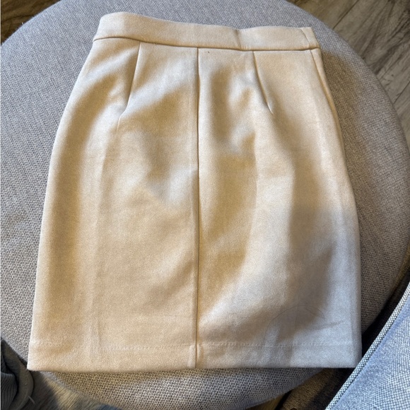 Dynamite Tan Suede Skirt - Picture 2 of 3